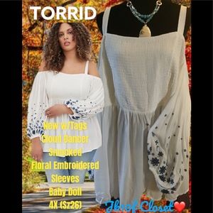 🌞NWT TORRID 4X EMBROIDERED FLORALS WHITE TOP